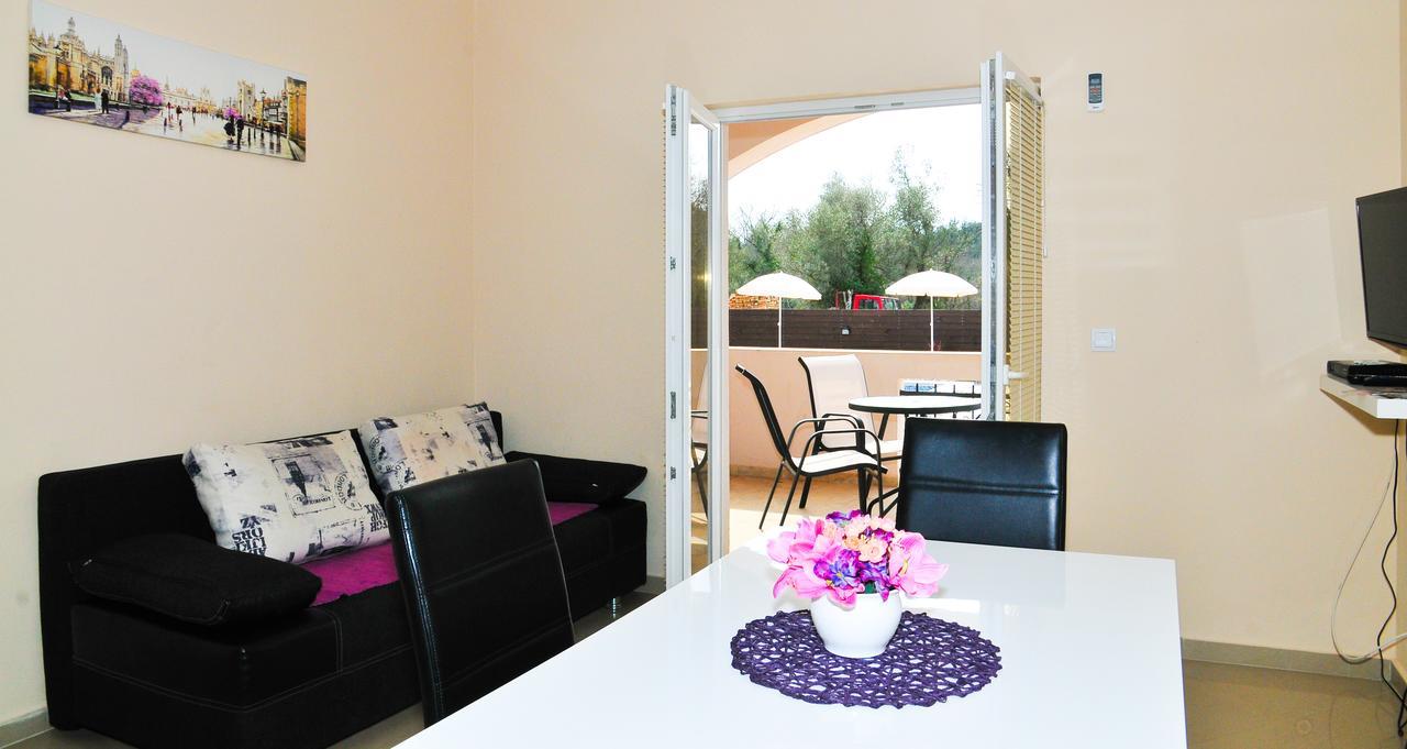 Apartmani Bulajic Tivat Exterior foto